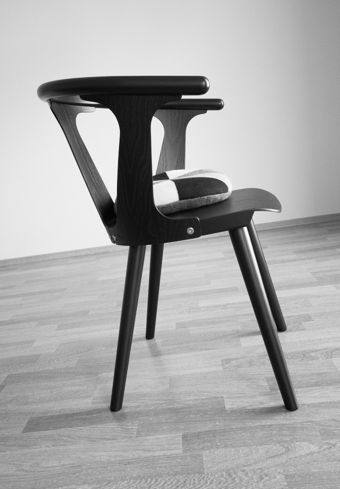 Židle In Between od &tradition, design Sami Kallio