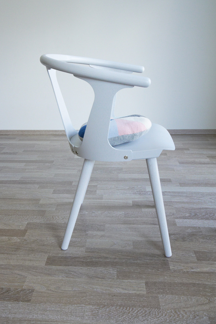 Židle In Between od &tradition, design Sami Kallio