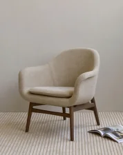 Kreslo Harbour Lounge Chair, dark stained oak/Bouclé 02
