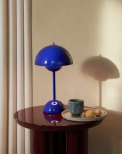 Prenosná lampička Flowerpot VP9, cobalt blue