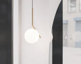 Závesné svietidlo IC S1, brass