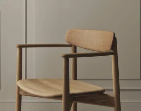 Jedálenská stolička Merge s podrúčkami, white pigmented oiled oak