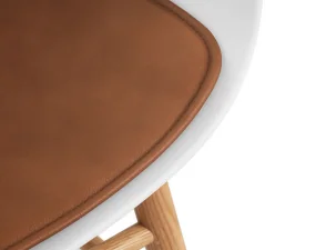 Kožený podsedák Form, brandy