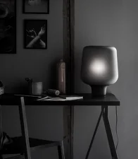 Stolná lampa Say My Name, glossy grey