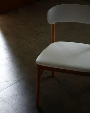 Stolička Herit Armchair Oak Leather, white
