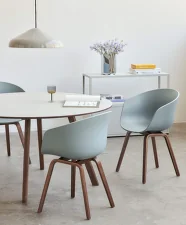 Stolička AAC 22 Lacquered Walnut Veneer, melange cream