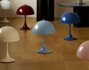 Prenosná lampa Panthella 250, opal pale blue