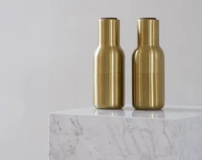 Mlynčeky na soľ a čierne korenie Bottle, set 2ks, brushed brass