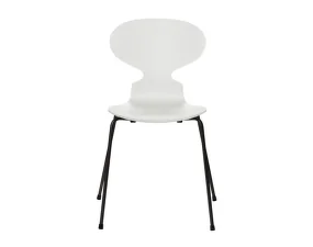 Stolička Ant™ 3101 lacquered, white / black