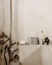 Tácka Bon, sand