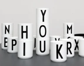 Hrnček s písmenom A, white