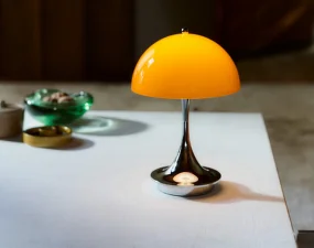 Prenosná lampa Panthella 160 V3, chrome original opal orange