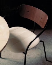 Kreslo Pavilion AV6 čalúnené, walnut