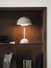 Prenosná lampička Flowerpot VP9, matt black