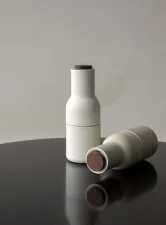 Mlynčeky na soľ a čierne korenie Bottle Ceramic, set 2ks, sand / walnut