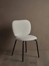 Jedálenská stolička Rico Side Chair, Soft Bouclé off-white / black