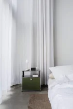 Nočný stolík USM Haller M55, olive green