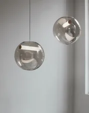 Závesná lampa Reveal
