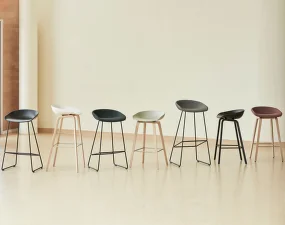 Barová stolička AAS 33 High Black Oak Veneer, Divina Melange 120