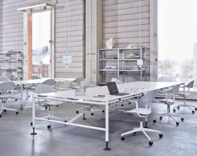 Kancelárska stolička Mynt Plastic s kolieskami, light grey