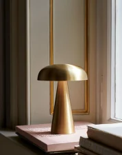 Prenosná lampa Como, brass