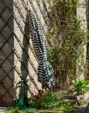 Slnečník Messina Ø300, light apricot / dark green stripe
