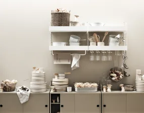 Šatní tyč String 24, beige