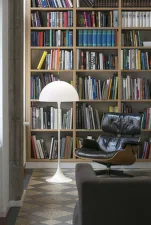 Stojacia lampa Panthella, white opal acryl