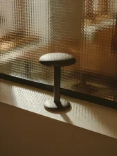 Prenosná stolná lampa Gustave, raw aluminum