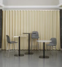 Barová stolička s opierkou Form 65 cm, light grey