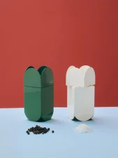 Mlynček na soľ a čierne korenie Arcs Small, off-white