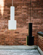 Závesná lampa A110 „Hand Grenade“, white/brass