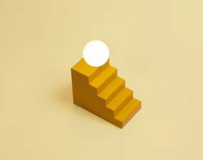 Stolná lampa Stair, mellow yellow
