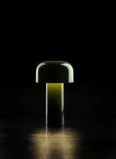 Prenosná lampa Bellhop, glossy green