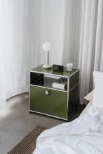 Nočný stolík USM Haller M55, ruby red