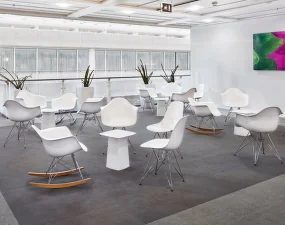 Stolička Eames DAR, cotton white