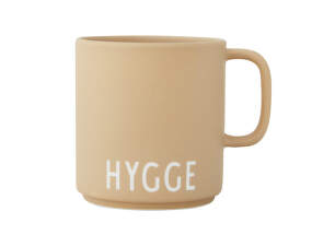 Hrnček Favourite s uchom a s nápisom Hygge, beige