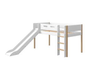 Stredne vysoká detská posteľ Nor so šmýkačkou, rovný rebrík, white