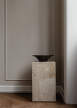 Odkladací stolík Plinth Tall, Kunis Breccia sand