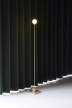 Prenosná stojacia lampa Snowball, brass