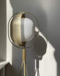 Stojacia lampa Pearl, brass