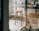 Barová stolička Soft Edge 82 High, water-based oak