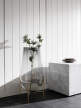 Odkladací stolík Plinth Cubic, Carrara