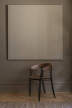 Stolička Missing Armchair, lacquered walnut