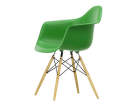 Vitra-Eames-Plastic-Chair-DAW