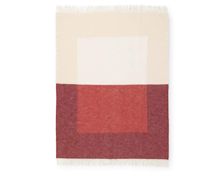 deka-Echo Throw Blanket, red