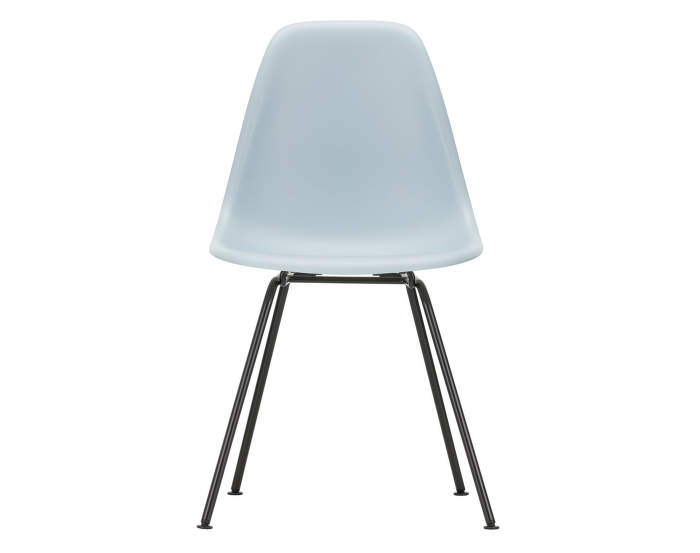 Vitra Eames Plastic Chair DSX