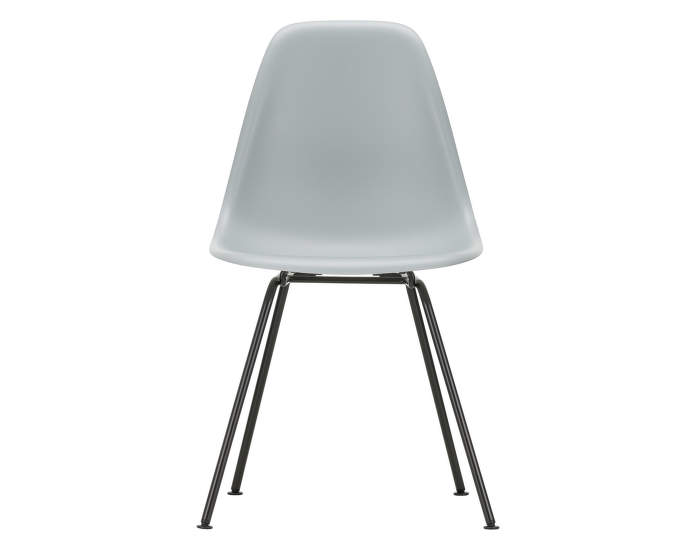 Vitra Eames Plastic Chair DSX