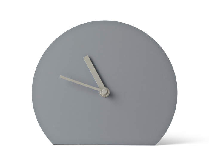 Stolní hodiny Steel Stand Clock od Menu