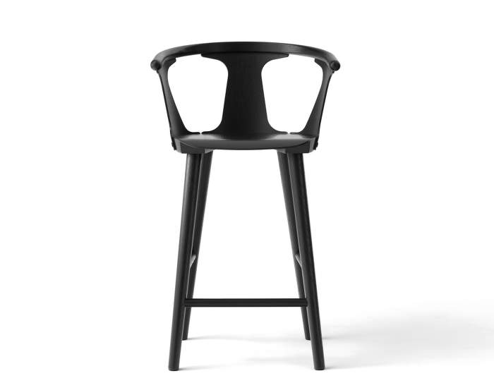 Barová stolička In Between, čierno lakovaný dub